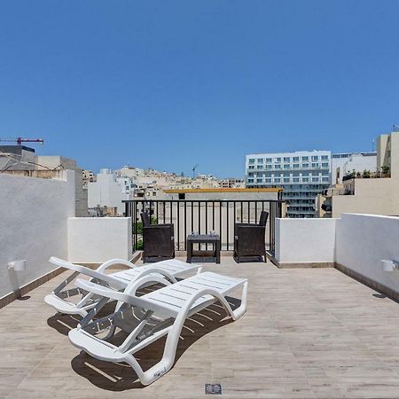 Apartmán Cosy 1Br Penthouse With Terrace, Great Location Gzira Exteriér fotografie
