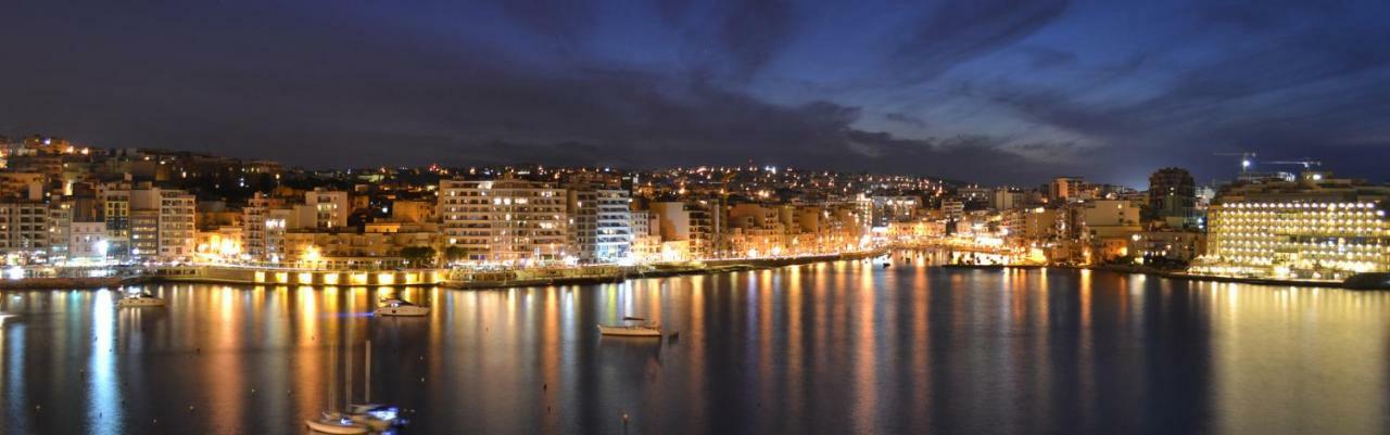 Apartmán Cosy 1Br Penthouse With Terrace, Great Location Gzira Exteriér fotografie
